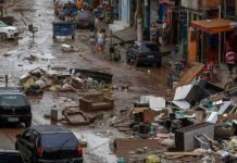 Brasil atraviesa "desastre" por temporal con 13 muertos