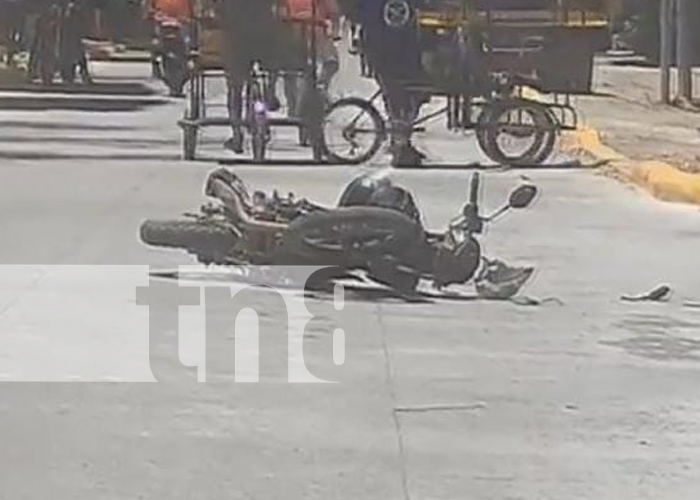 Foto: Accidente vial en Rivas deja a joven motociclista herida de gravedad/TN8