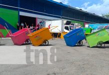 Foto; ALMA entrega volquetes, minicargadora y camión doble cabina a mercados de Managua/ Cortesía