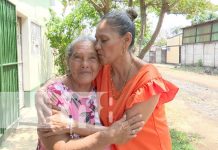 Foto: Premios a las madres con Crónica TN8