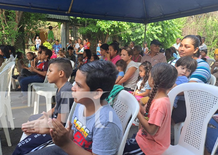 Entrega de calles asfaltadas en Managua