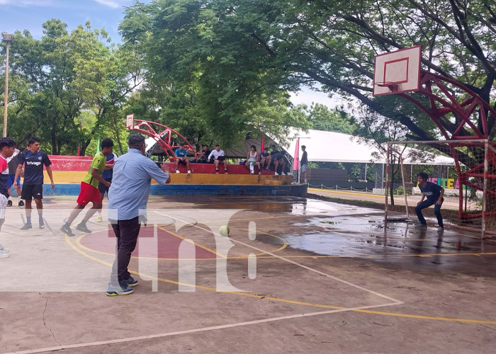 Foto: Tarde deportiva en la UNAN-Managua en conmemoración a Carlos Fonseca / TN8