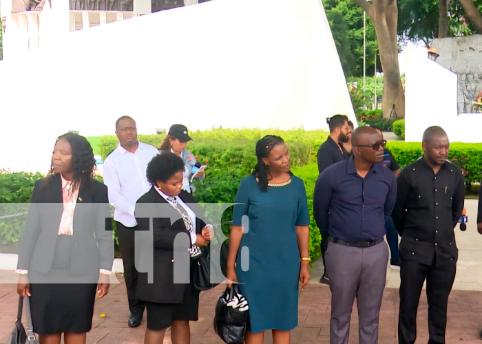 Zimbabue rinde honor a los héroes nicaragüenses