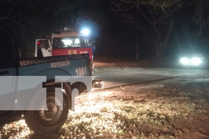 Foto: Grave accidente en Ometepe : Un turista extranjero sufrió una fractura expuesta tras chocar contra una caponera./TN8 Foto: Grave accidente en Ometepe : Un turista extranjero sufrió una fractura expuesta tras chocar contra una caponera./TN8