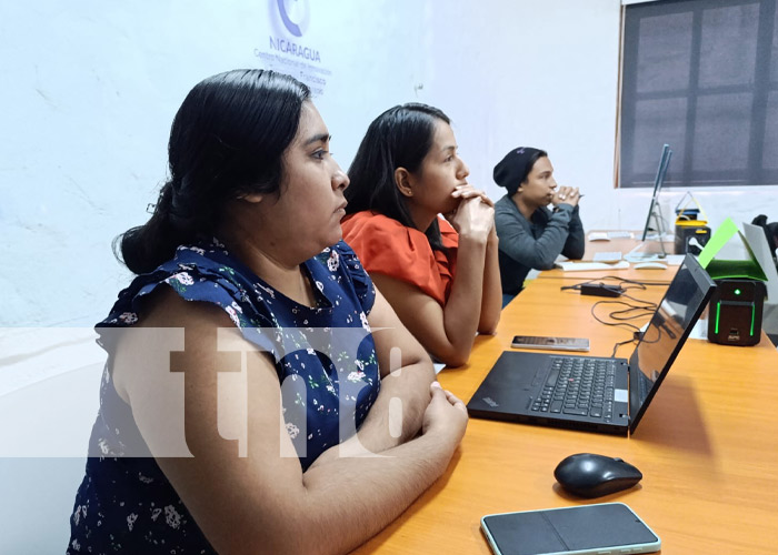 Foto: Aprendizajes en diseño, innovación, ciberseguridad y más en el CT "Chele" Moreno / TN8