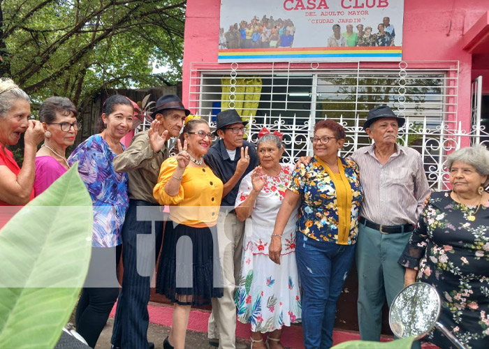 Foto: Entrega de utilidades de la Lotería Nacional / TN8