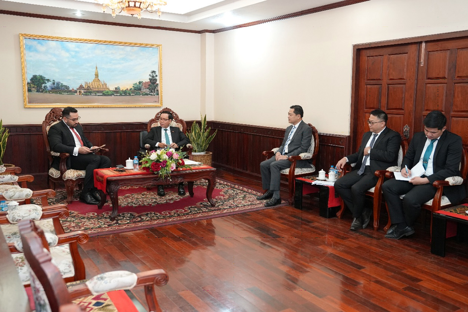 Foto: Misión diplomática: nuevo embajador de Nicaragua es recibido en Laos / Cortesía