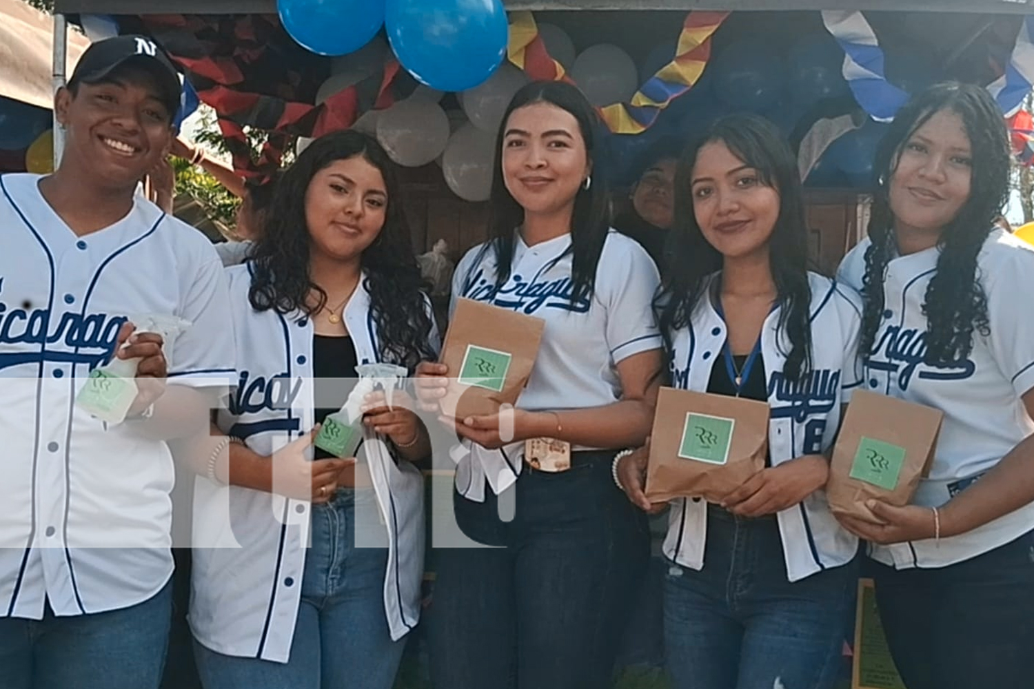 Foto: Estudiantes de Turismo no se quedan atrás/ TN8