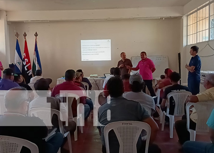 Foto: Capacitación para el cuido de buses en Bluefields / TN8