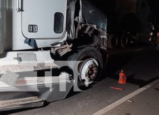 Foto: Fuerte accidente en la Carretera Panamericana Norte deja a conductor prensado/TN8